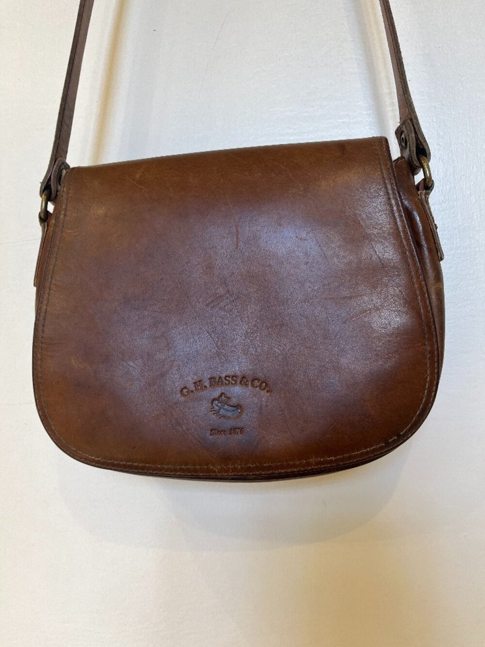 G.H. Bass & Co Leather Crossbody Purse